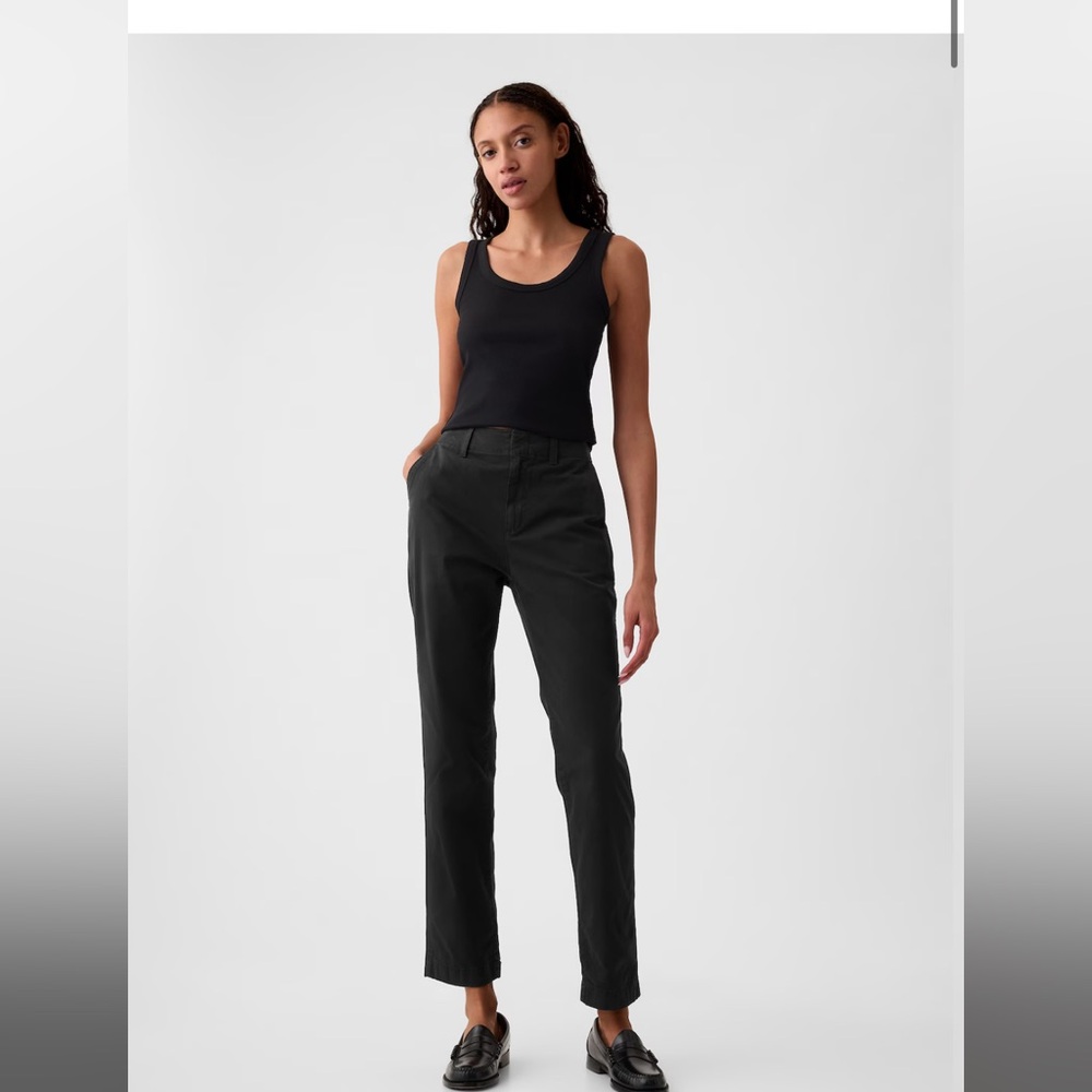 NWT Gap Mid-Rise Downtown Khaki - 8P